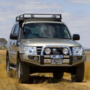 Передній захист ARB SAHARA для Mitsubishi Pajero 07+