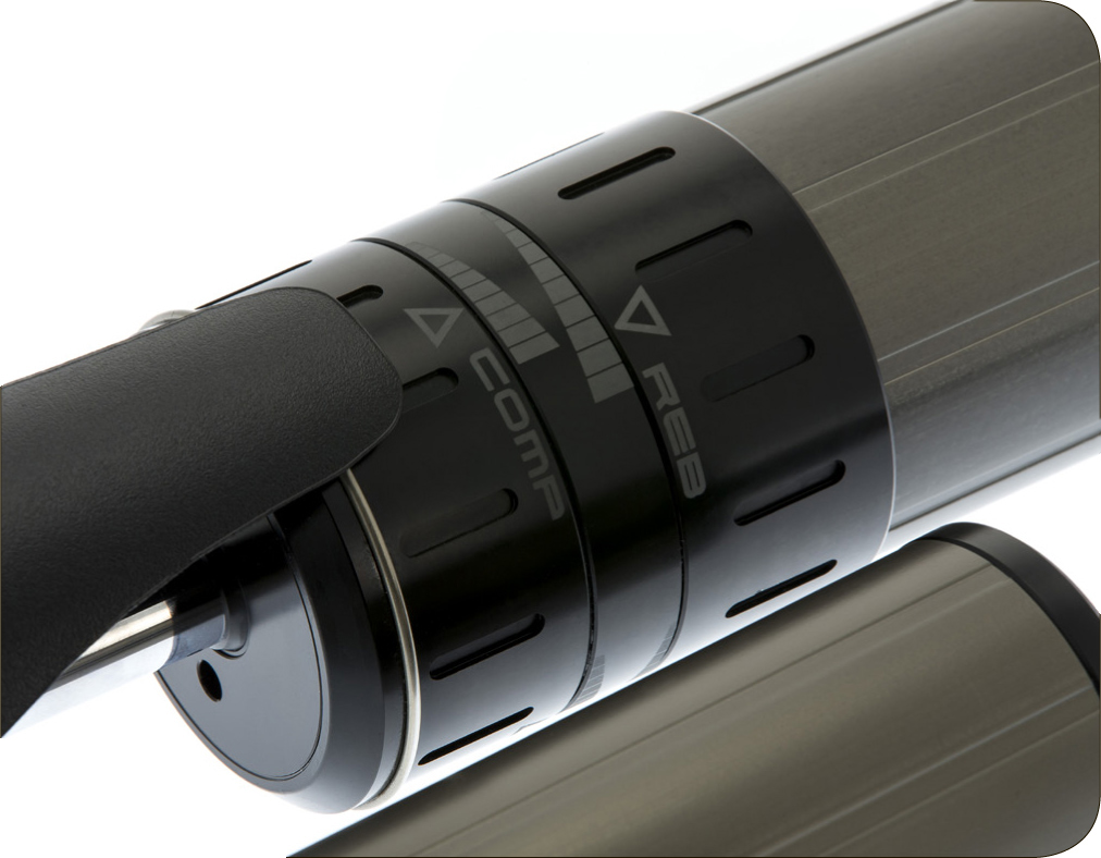 Регулировка хода сжатия и отбоя прямо на корпусе амортизатора Регулировка хода сжатия и отбоя прямо на корпусе амортизатора